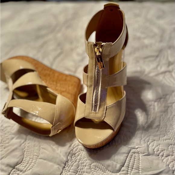 Michael Kors Damita Patent Cork Wedges - Picture 5 of 5